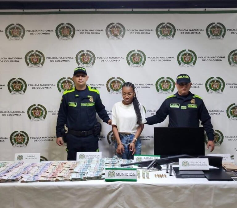 A la cárcel la ‘tesorera’ de La Terraza y Los Triana en Medellín; fue capturada con millonaria suma en El Poblado