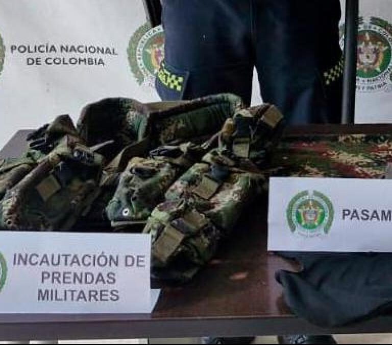 Capturaron en Medellín, con prendas del Ejército, al cabecilla de La Sierra buscado por homicidio y desaparición